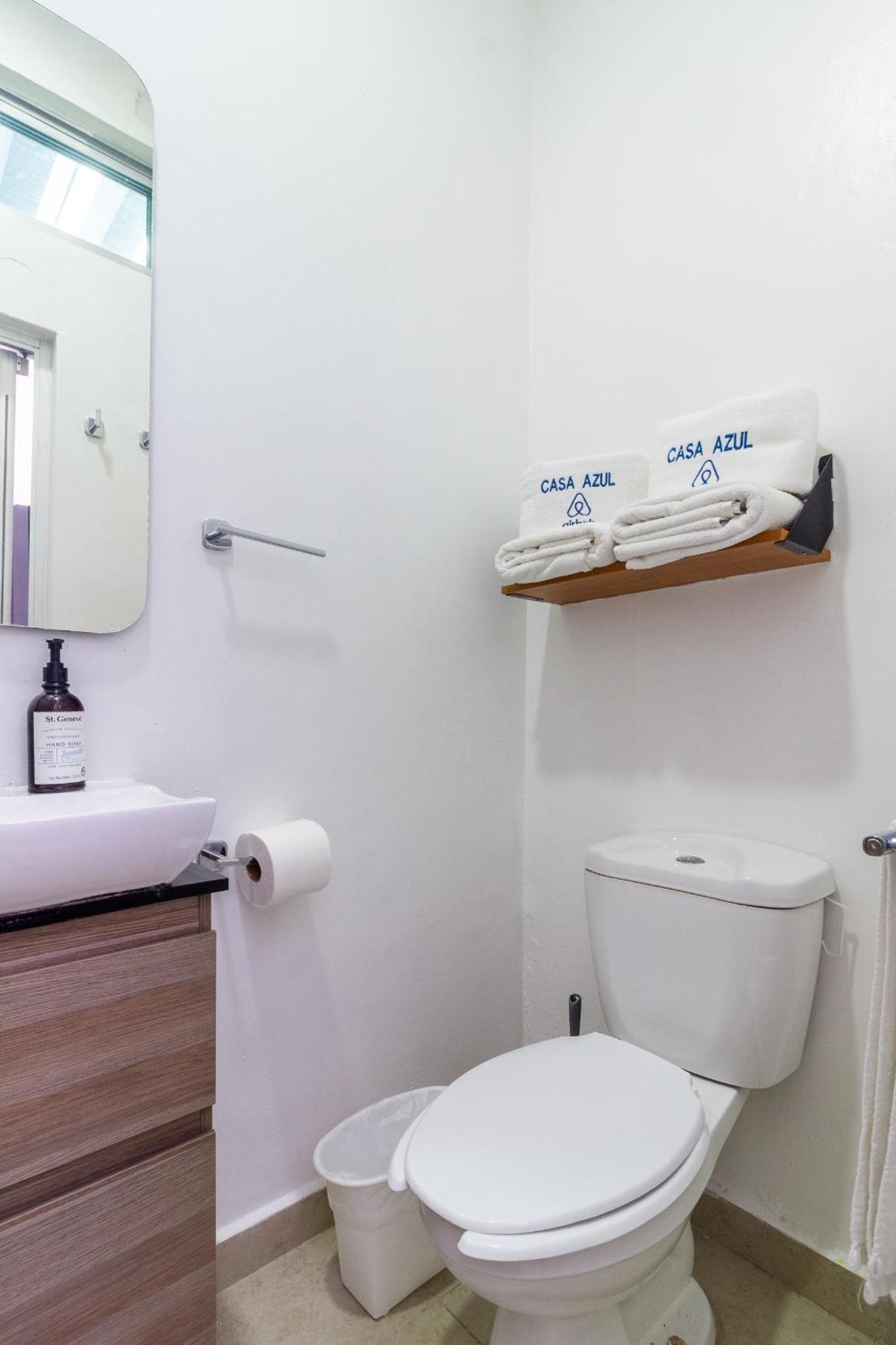 Casa Azul Turquesa Excelente Ubicacion Facturamos Villa Guadalajara Bagian luar foto