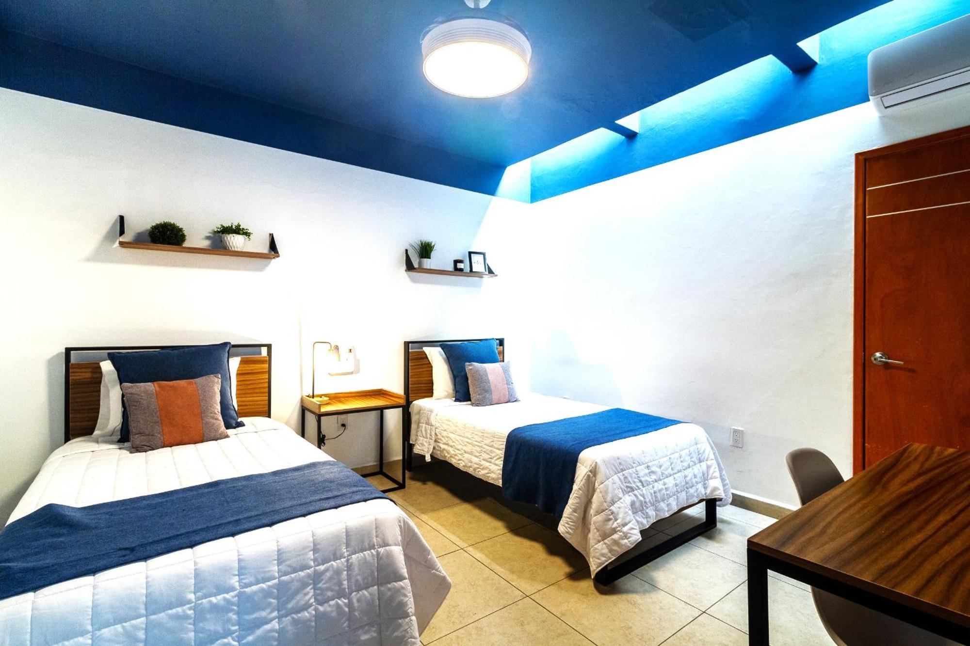 Casa Azul Turquesa Excelente Ubicacion Facturamos Villa Guadalajara Bagian luar foto