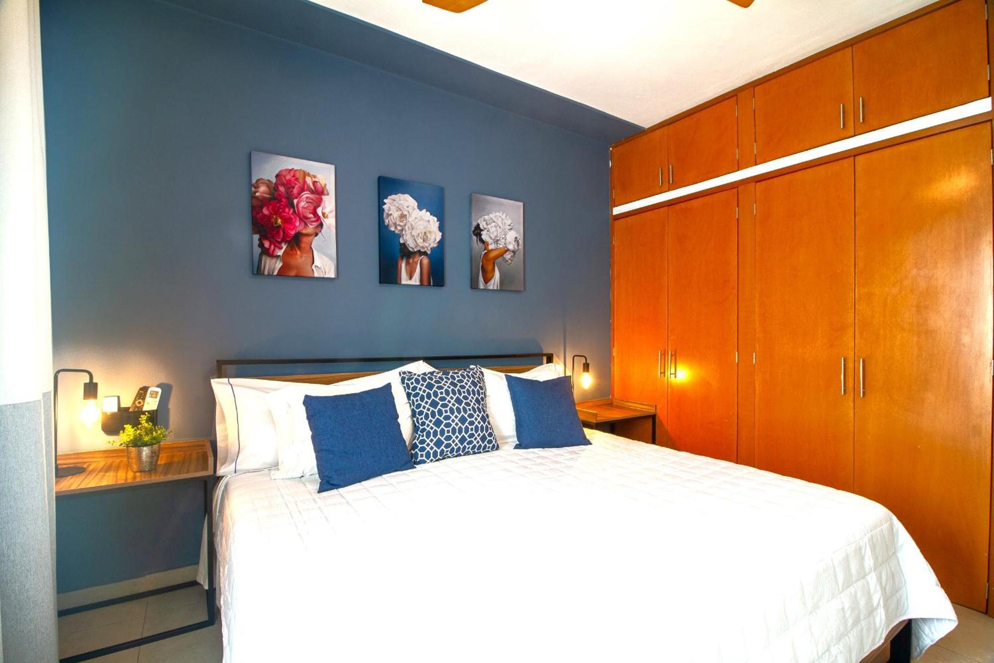 Casa Azul Turquesa Excelente Ubicacion Facturamos Villa Guadalajara Bagian luar foto